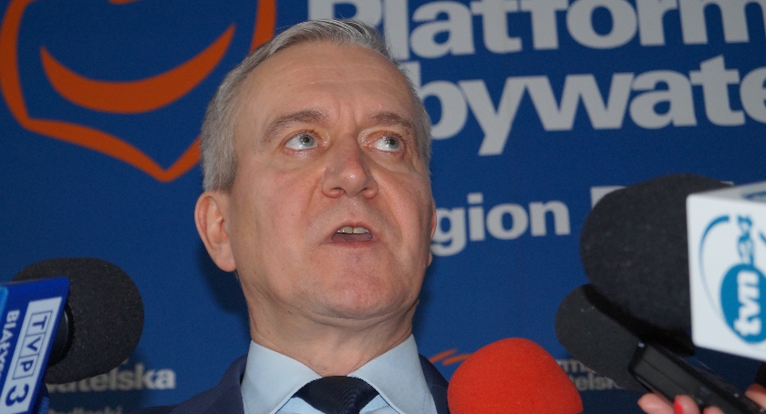 Poseł Platformy apeluje do Macierewicza