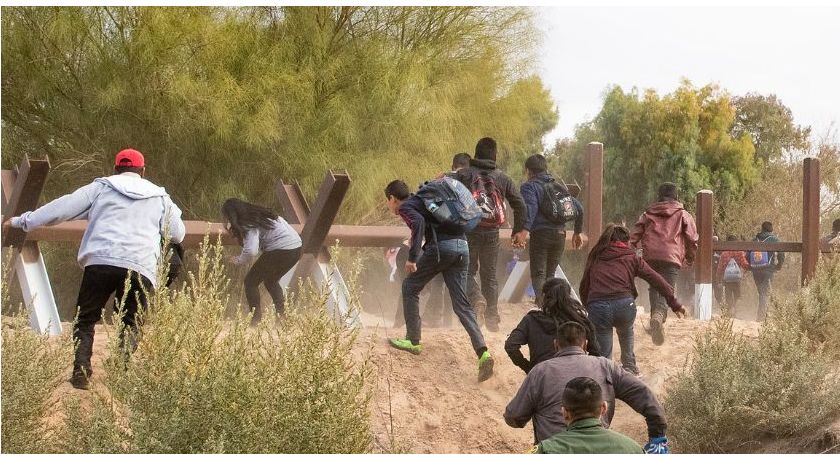 Wygląda na to, że Łukaszenka z Putinem przygotowują nowy szlak migracyjny. Będzie wiódł przez Ukrainę, drugi przez Estonię