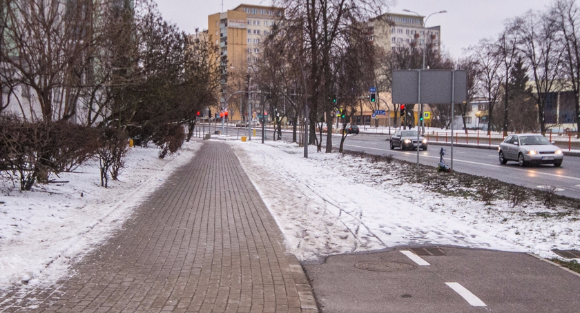 Magistrat naraża rowerzystów na mandaty i udaje, że nic o tym nie wie