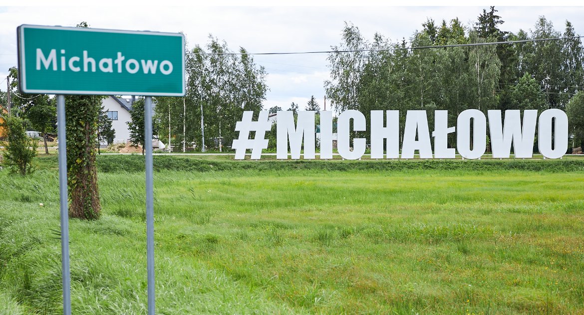 Żołnierze wyjadają chleb w gminie Michałowo? To brednie! Na półkach go nie brakuje