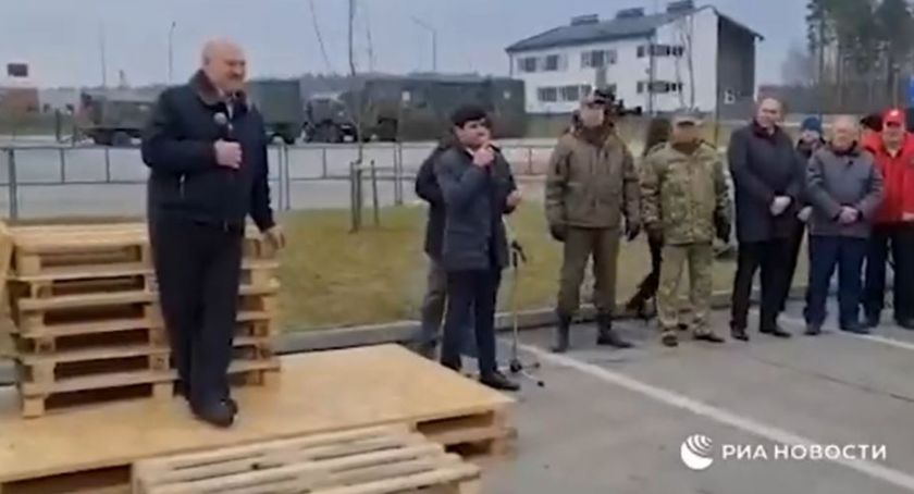 Łukaszenka do migrantów: Nie rozpocznę wojny, żeby zrobić wam korytarz z Polski do Niemiec