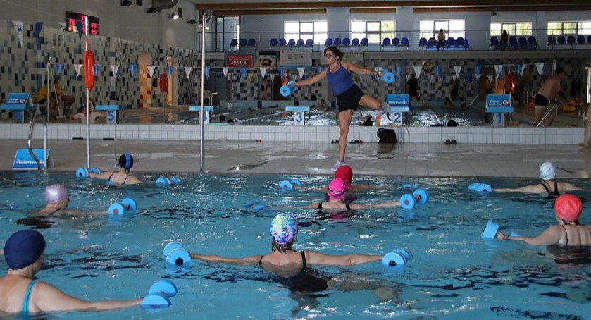 Na obiekty sportowe może wejść mniej osób. Obowiązują obostrzenia covidowe