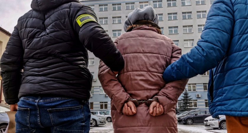 Kobieta okradła na Wigilię dom swoich pracodawców. Ale ruszyło ją sumienie