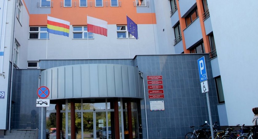 Gminy i przedsiębiorcy mają teraz gdzie się dowiedzieć więcej o PPP