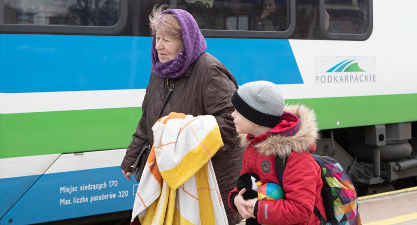 Pociągi Polregio w trzy tygodnie przewiozły ponad 120 tys. uchodźców