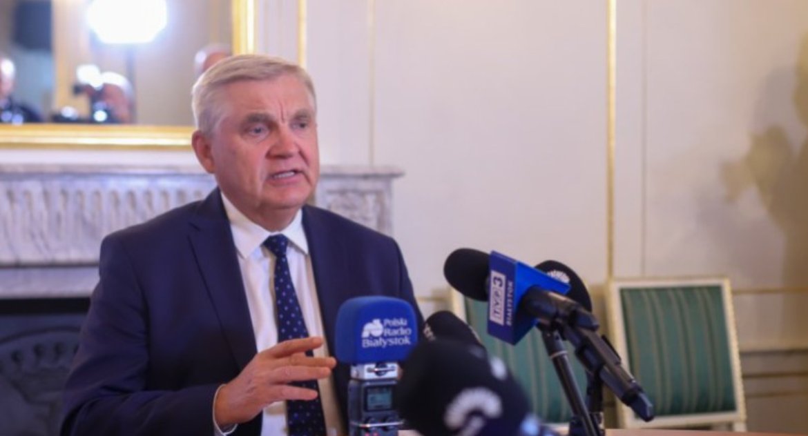 Truskolaski do radnych PiS: Ta większość nie będzie padała przed wami na kolana