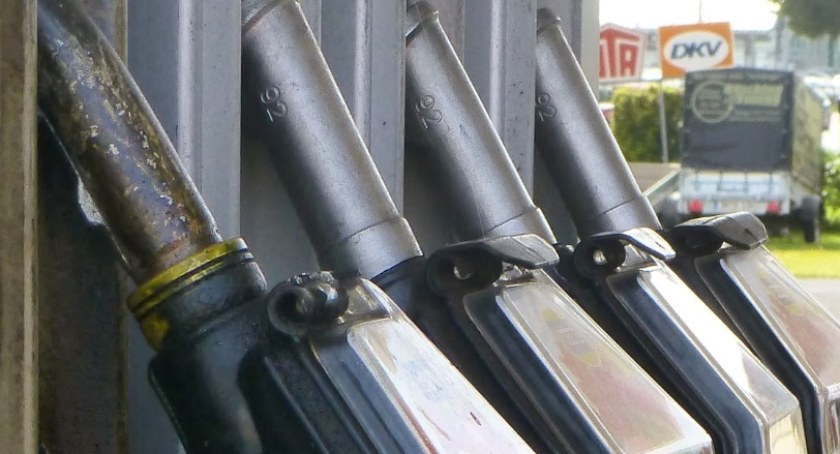 Paliwo bardzo drogie. Autogaz już po blisko 4 złote za litr