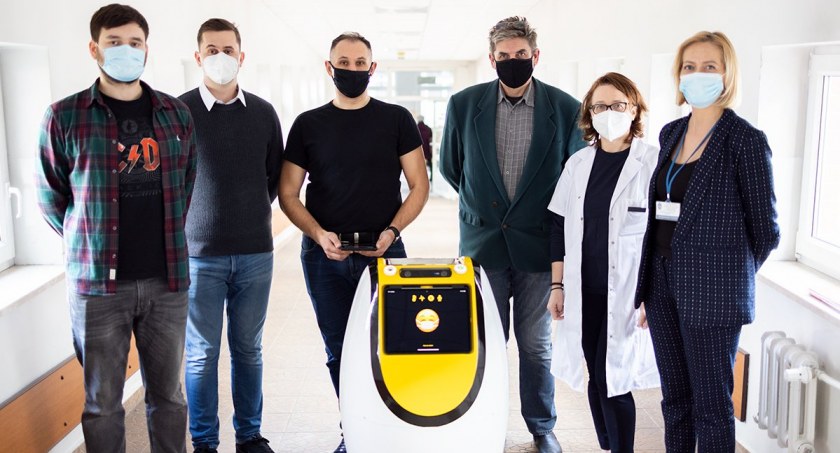 Robot z Politechniki Białostockiej jest testowany w szpitalu MSWiA