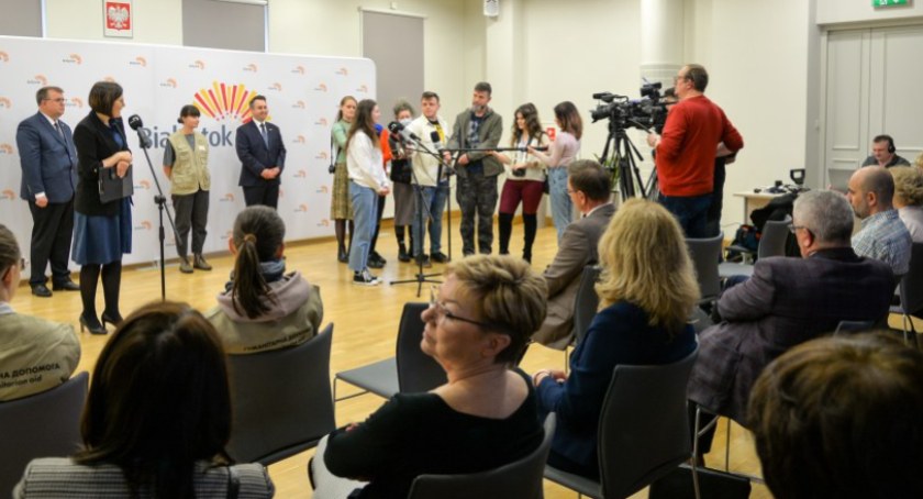 Ukraińscy nauczyciele będą pracować w białostockich szkołach