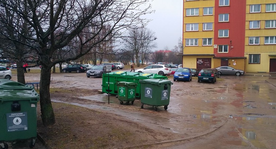 Spółdzielnie grożą podwyżkami za brak segregacji. Urzędnicy: kar nie będzie
