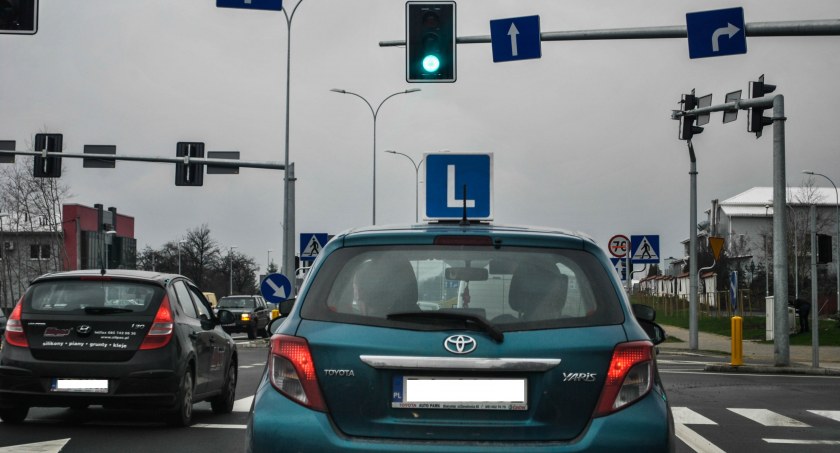 Przed nowymi kierowcami spore wyzwanie i… problemy