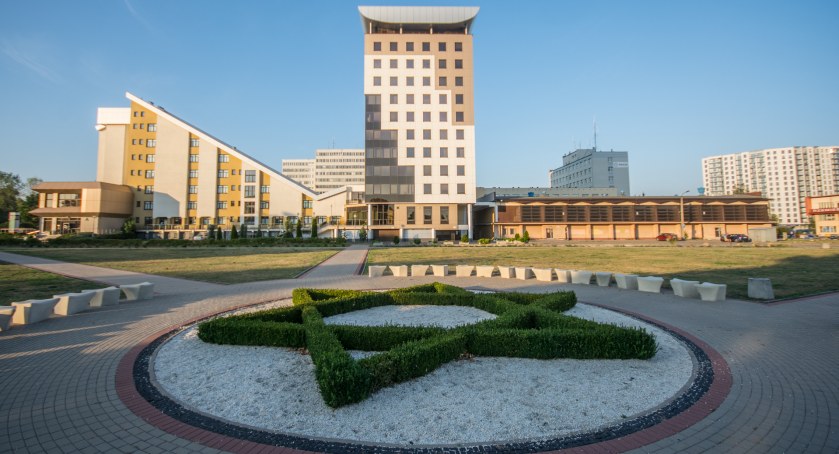 Nie będzie terenów zielonych, nie będzie parkingu. Będą kolejne bloki