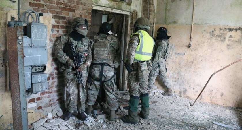 Podlascy terytorialsi z żołnierzami brytyjskimi i amerykańskimi szkolili się z walk w terenie zurbanizowanym