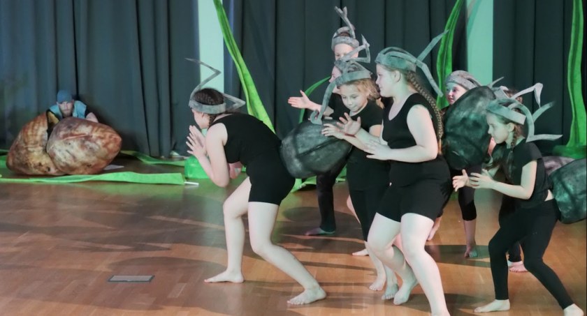 Udana premiera spektaklu „Mikrokosmos”