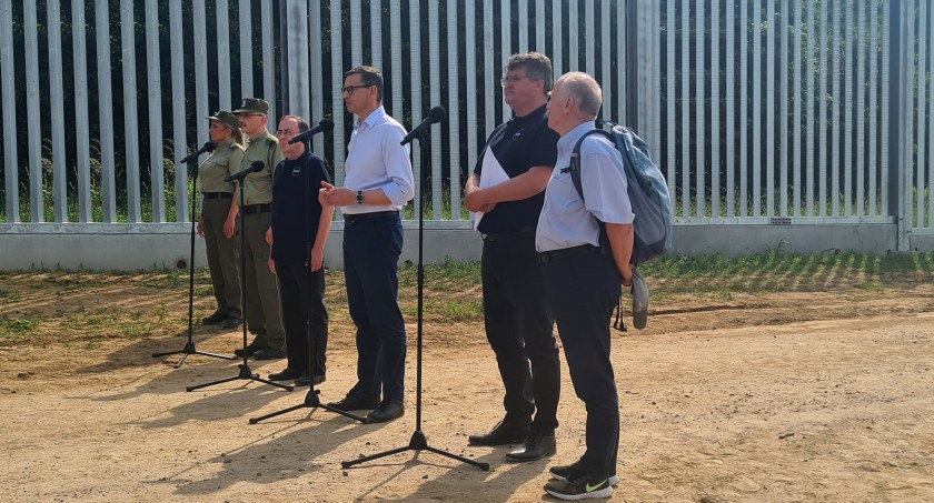 Budimex zakończył budowę zapory w terminie. Wybudował 105 km muru na granicy z Białorusią