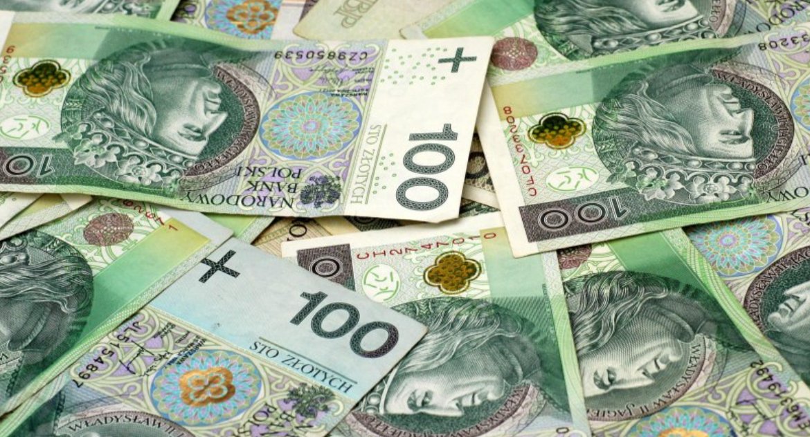Grubo ponad tysiąc osób zarabia na Podlasiu więcej niż milion złotych rocznie. Rekordzista: 52 mln zł