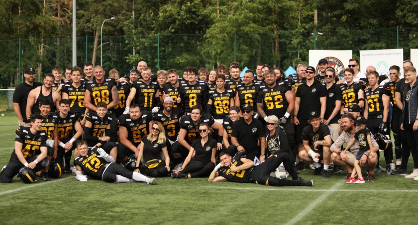 Lowlandersi idą jak burza. Ostatnia wygrana otworzyła im drogę do finału Polish Bowl
