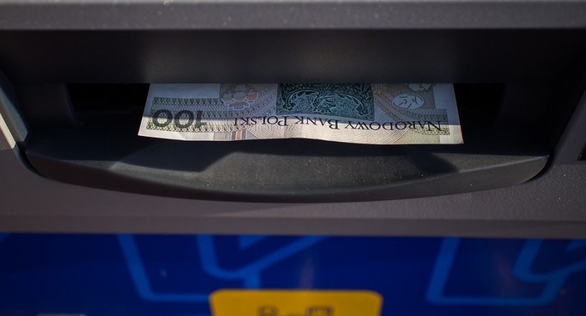 Miliony Polaków czekają na pieniądze. Dostaną je bez składania wniosków