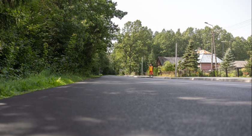 Kierowcy na południu województwa mogą jechać już po nowych drogach w dwóch miejscowościach