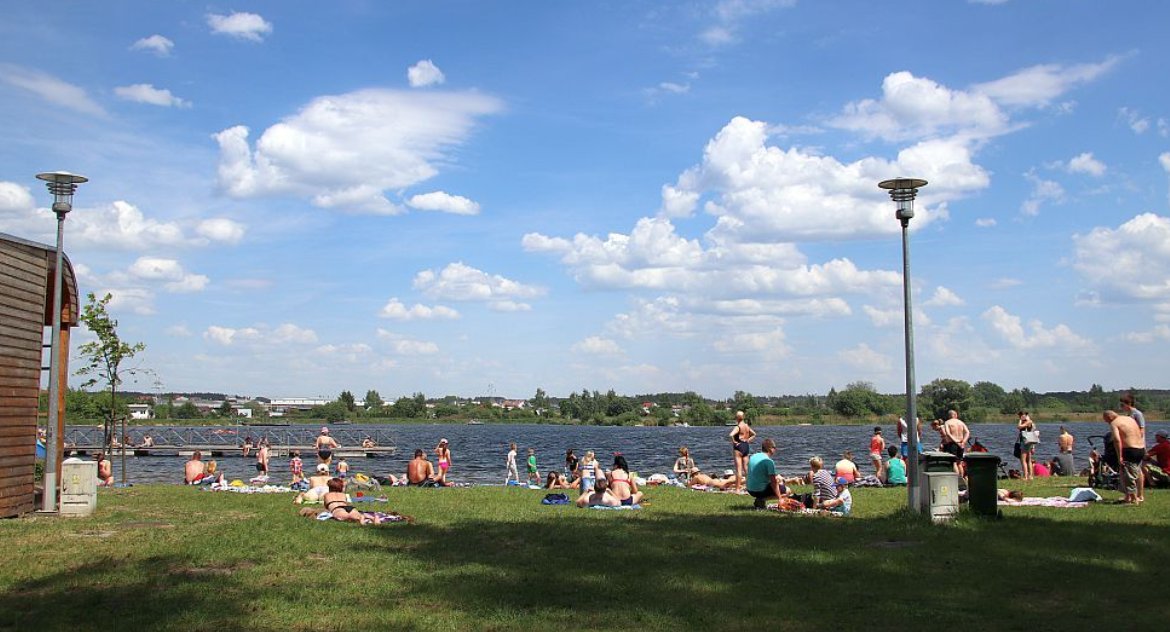 Miejska plaża na Dojlidach od kilku lat cieszy się praktycznie takim samym zainteresowaniem białostoczan w okresie wakacji