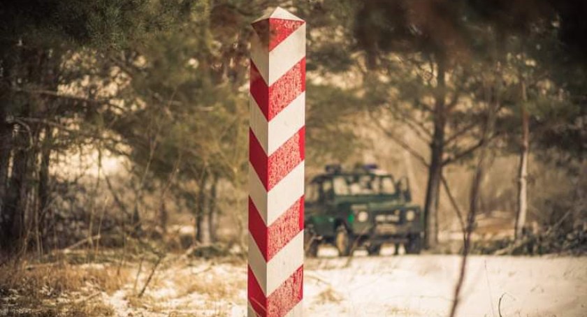 Pod polską granicę cudzoziemców prowadzą służby białoruskie. Wszystko ma system zorganizowany