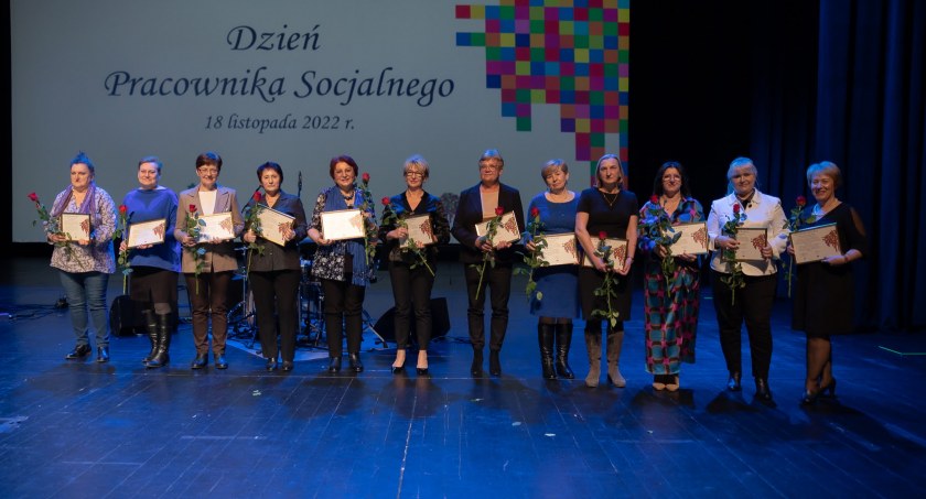 W Operze Podlaskiej odbyła się gala z okazji Dnia Pracownika Socjalnego