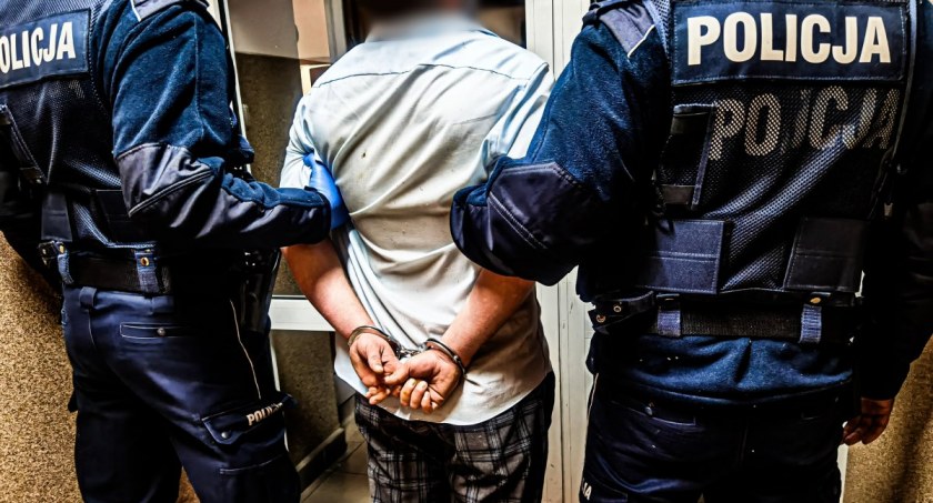 Hajnowscy policjanci zatrzymali sprawców rozboju. Grozi im do 15 lat więzienia