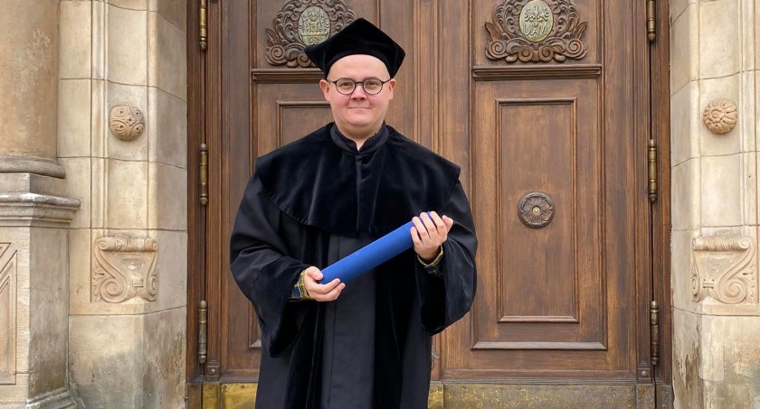 Tomasz Kasprzak napisał doskonałą pracę doktorską. Zdobyła właśnie nagrodę