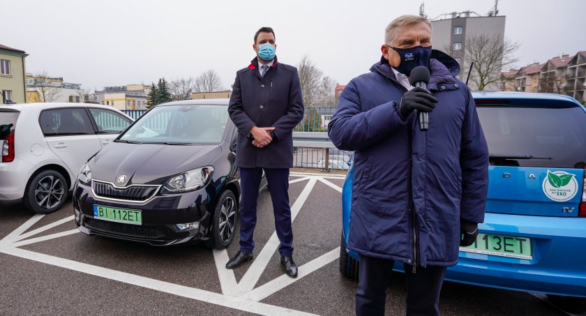 Pogotowie Ratunkowe umyje samochody służbowe urzędu miejskiego w Białymstoku