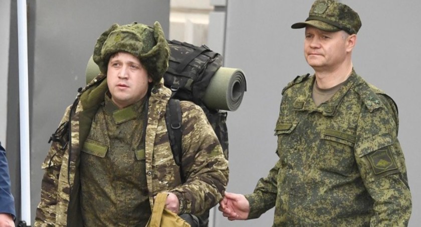 Putin nie ogłosił na razie nowej mobilizacji. Mężczyźni bowiem cały czas są wcielani do wojska