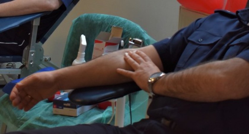 Nawet na 48 dodatkowych wolnych dni mogą liczyć dawcy osocza