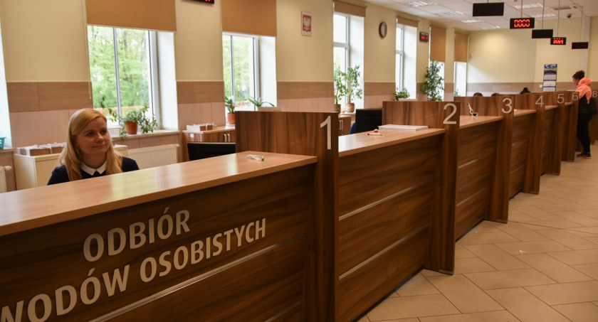 Białostoczanie mogą korzystać z infolinii urzędu miejskiego