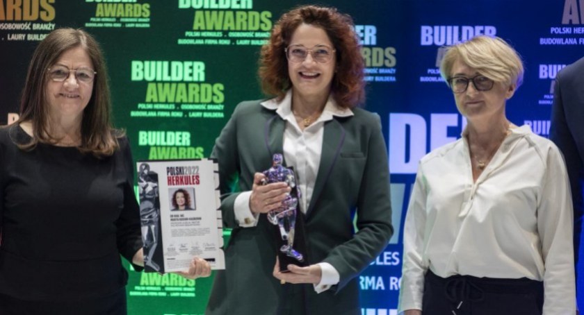Ta nagroda ma dużą renomę. Rektor Politechniki Białostockiej uhonorowana Polskim Herkulesem Buildera