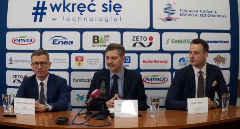 Najnowsze technologie w naszym życiu i jak z nich korzystać. Dowie się o tym 2 500 podlaskich uczniów