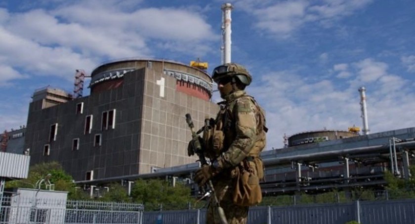 Rosjanie nadal wykorzystują elektrownię atomową w Zaporożu do szantażowania świata