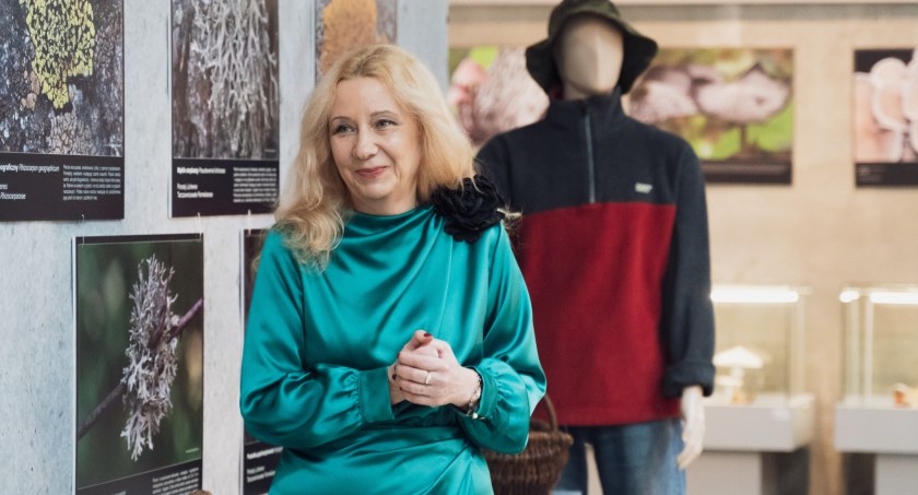 Przez stulecia służyły jako pokarm, lekarstwo, trucizna, czy środek odstraszający owady... Co to takiego? Opowie dr Anna Matwiejuk z UwB