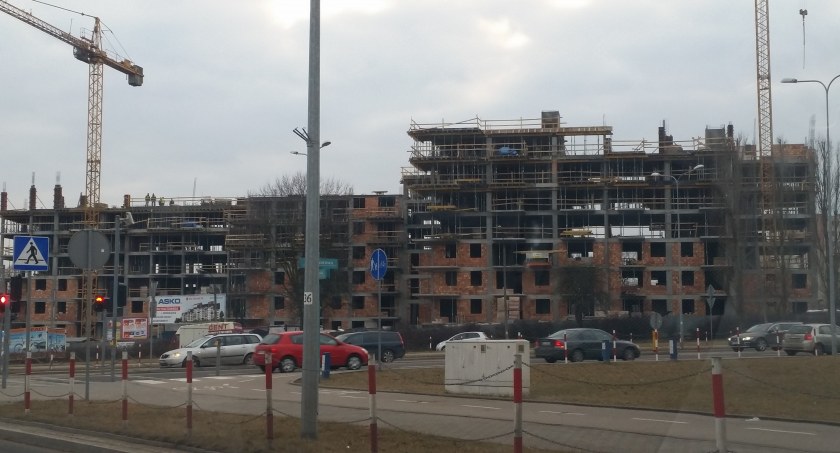 Na wiosnę przybyło ofert aut używanych 