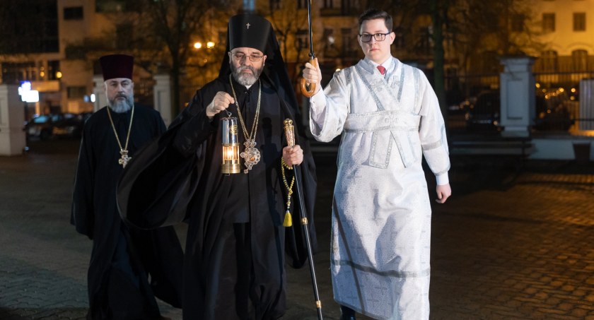 Do stolicy Podlasia dotarł Święty Ogień z Jerozolimy