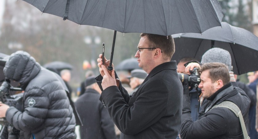 Rafał Rudnicki drwi z artystów juwenaliowych
