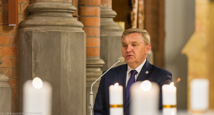 Tadeusz Truskolaski codziennie hejtuje na Twitterze, ale poucza innych o miłości do bliźniego