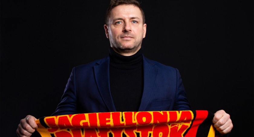 Jagiellonia będzie grała na Słonecznej. Ale skompromitowała się rada nadzorcza i Tadeusz Truskolaski. Z twarzą wyszedł tylko prezes Pertkiewicz