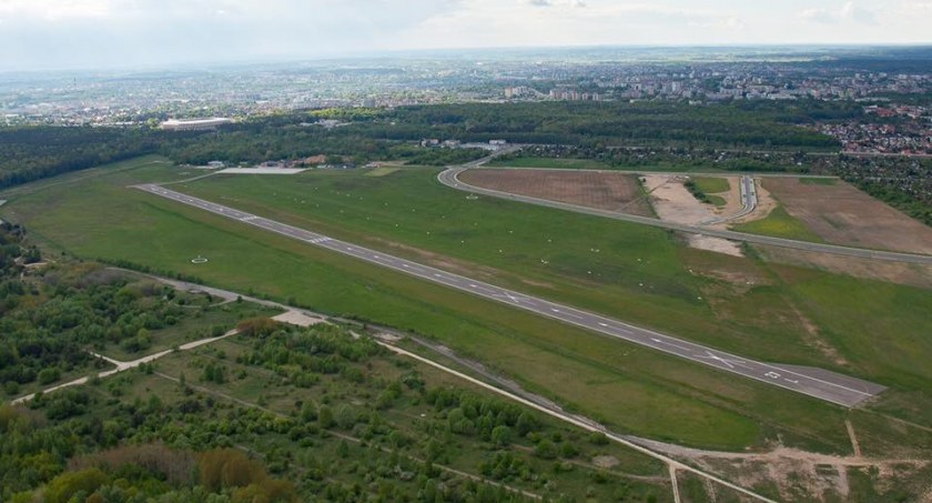 Białystok jest jedynym miastem wojewódzkim bez lotniska. I na razie tak zostanie