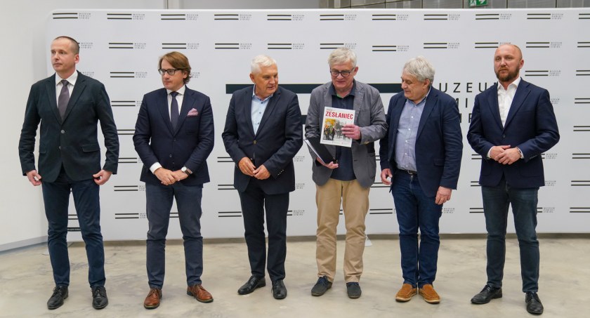 Miasto Białystok przekazało dar rodzinie Bolesława Szymańskiego