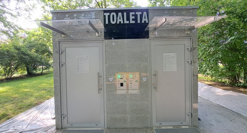 Czy nowy szalet na Plantach przerósł możliwości intelektualne członków podlaskiej PO? 