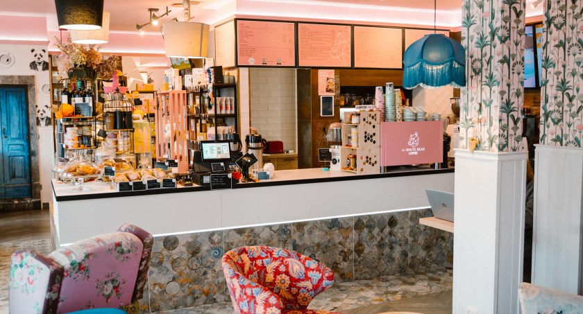 Nowe cztery umowy podpisała sieć The White Bear Coffee