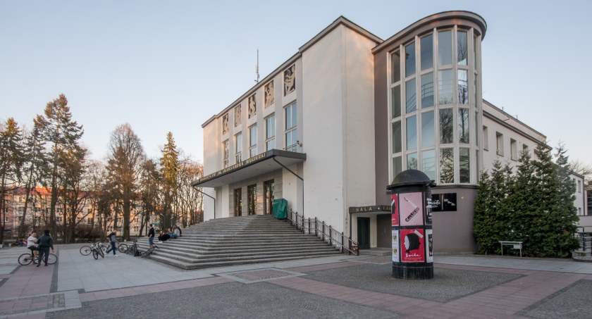 Teatr Dramatyczny rozpoczął sprzedaż biletów na nowy sezon artystyczny