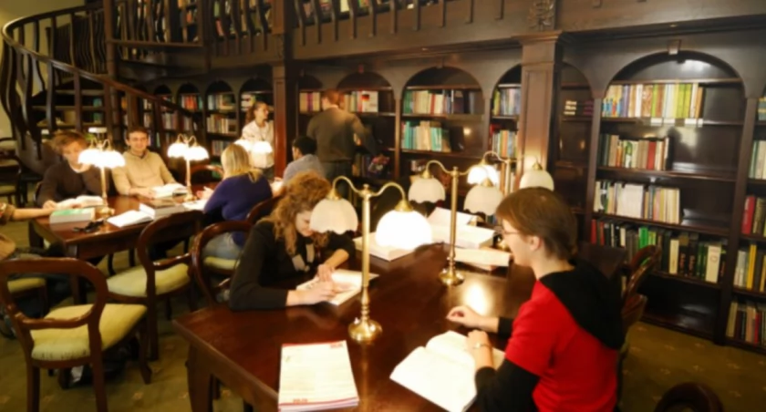 Studenci z całego świata chcą studiować medycynę w Białymstoku