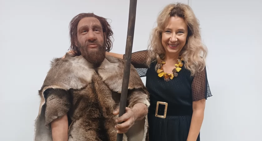 Zrekonstruowanego neandertalczyka można oglądać w Uniwersyteckim Centrum Przyrodniczym