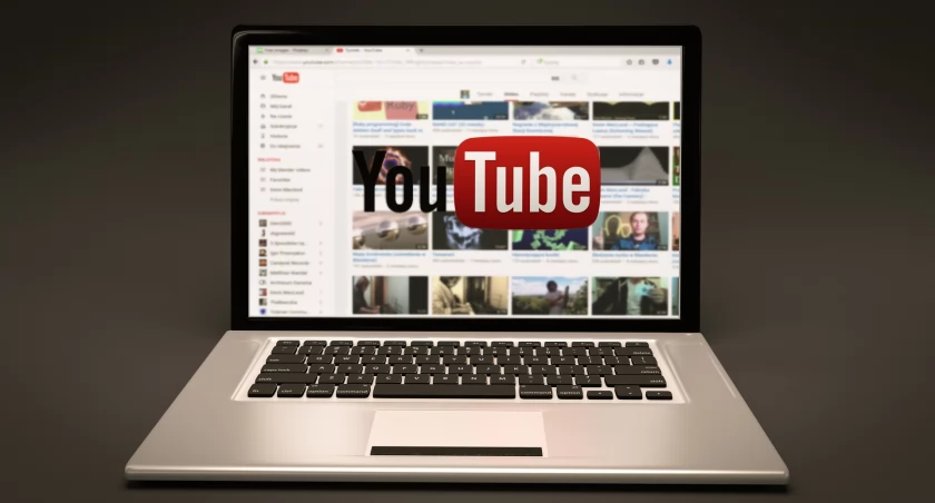 Prokuratura zajęła się sprawami pedofilii w środowisku youtuberów