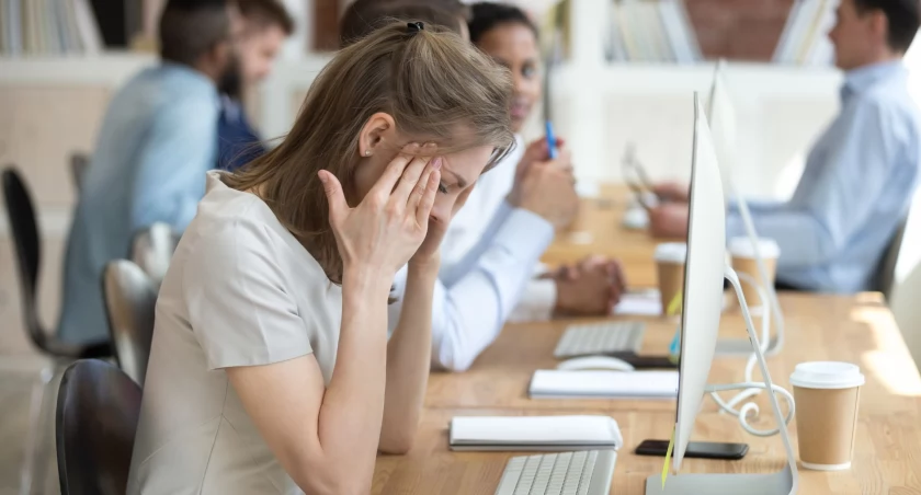 W Unii Europejskiej najwięcej pracują Polacy i Grecy, a najmniej Holendrzy